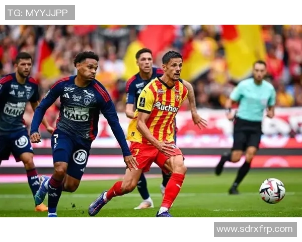 第戎与卡昂的精彩对决揭示法甲联赛的激烈竞争与球队实力较量